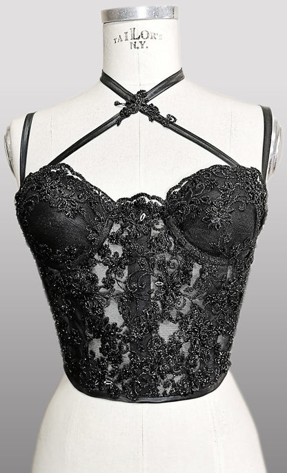 Black Crown - Corsetto nero in pizzo con ricami a rilievo e perle